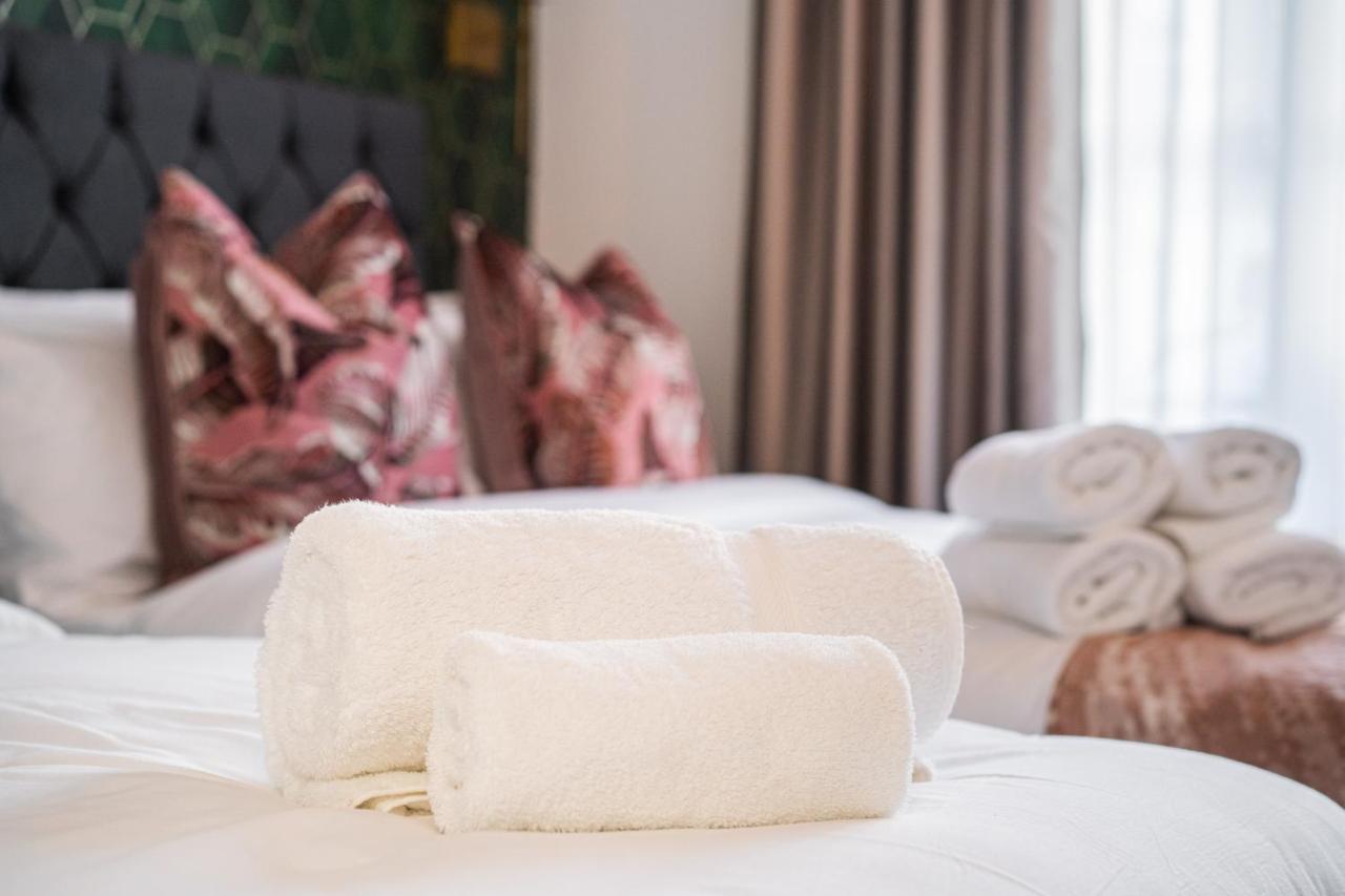 Dean Court Hotel Londen Buitenkant foto
